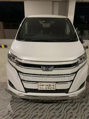 Toyota Noah 2017