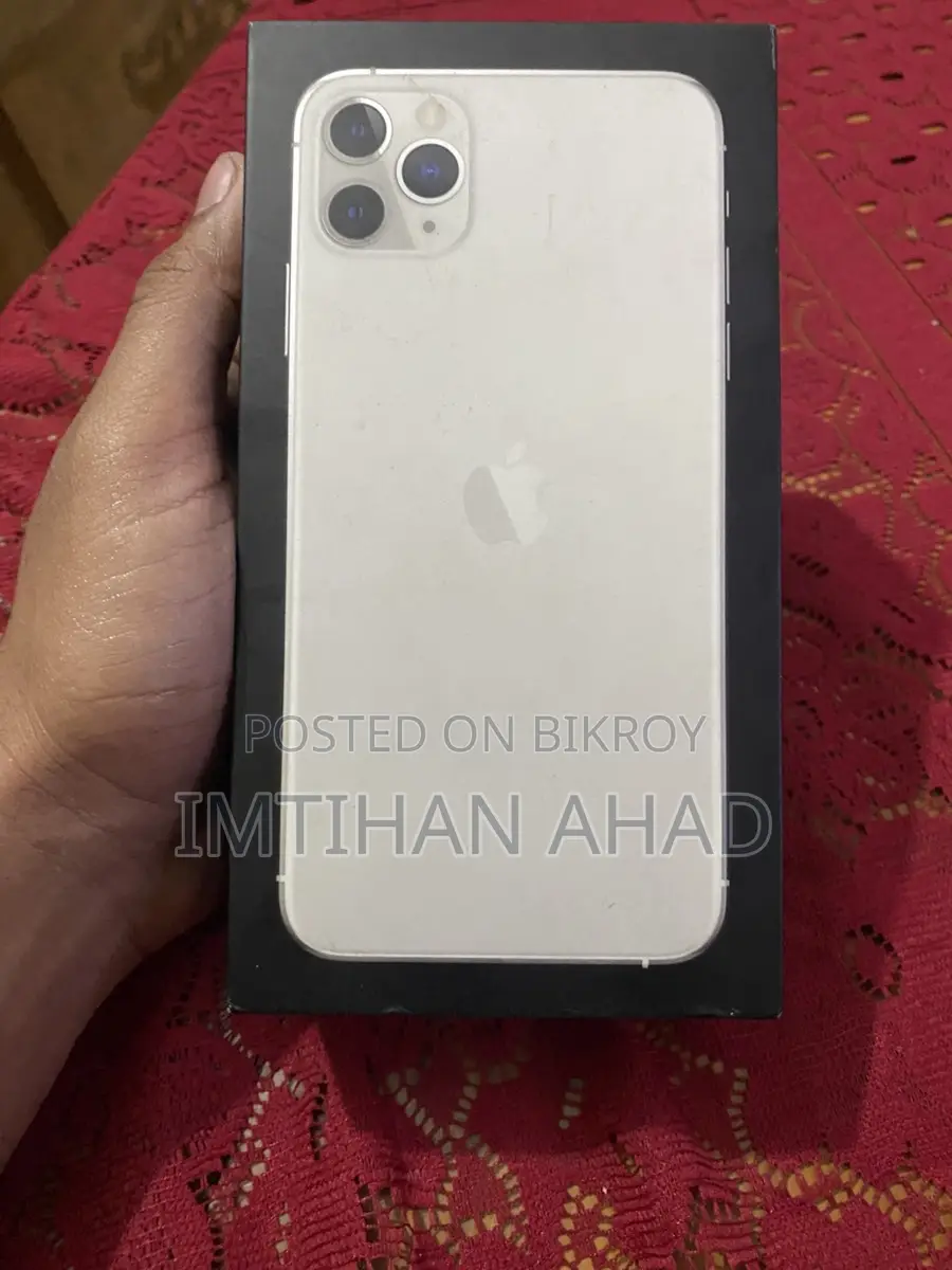 অ্যাপল আইফোন ১১ প্রো ম্যাক্স . (ব্যবহৃত)