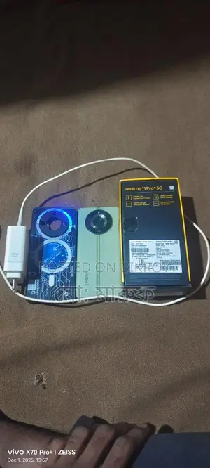Realme 11 Pro+ 12/265 রেম/রোম (Used)