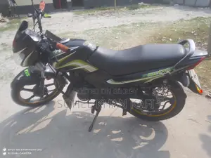 TVS Metro . 2018