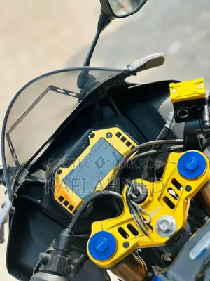 Yamaha R15 M 2025