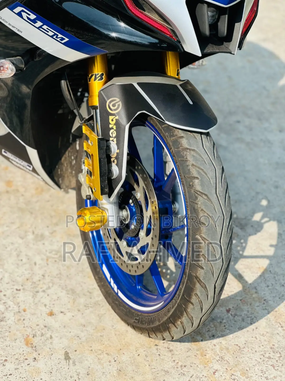 Yamaha R15 M 2025
