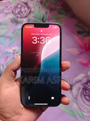 Apple iPhone 13 (Used)