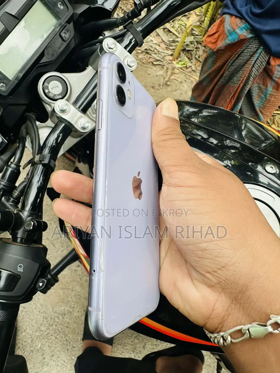 অ্যাপল আইফোন ১১ (ব্যবহৃত)