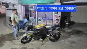 Yamaha FZS V3 সুপার ফ্রেশ 2018