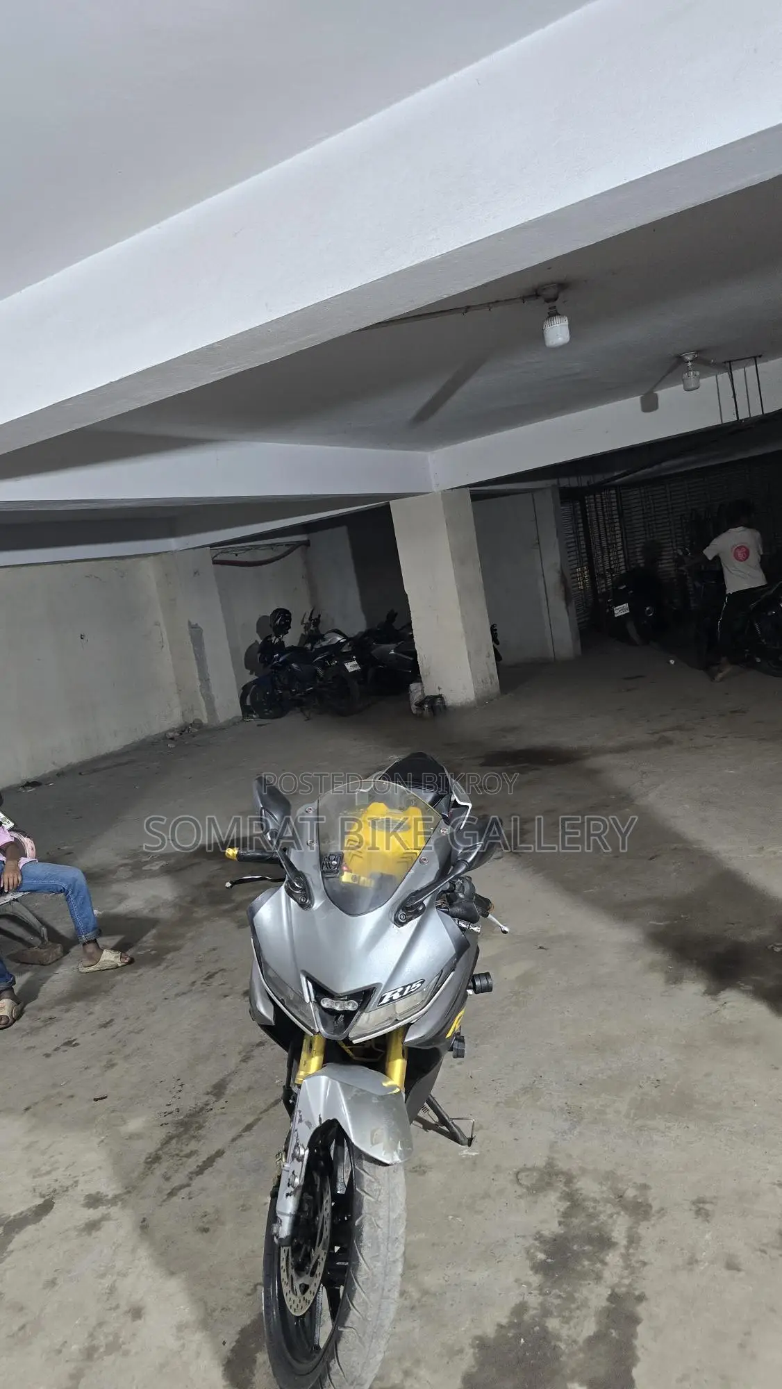 Yamaha FZS V3 সুপার ফ্রেশ 2018