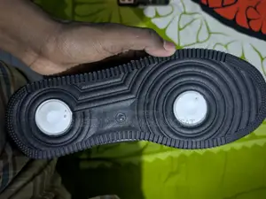 ছেলেদের নতুন জুতো
