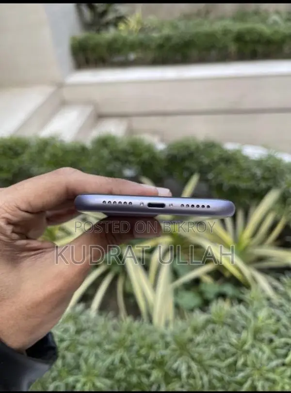 অ্যাপল আইফোন ১১ ব্যাটারি হেলথ ৯০% (ব্যবহৃত)