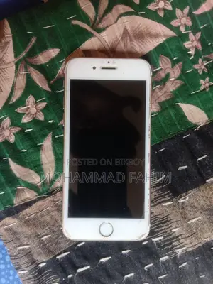 Apple iPhone 6S (Used)