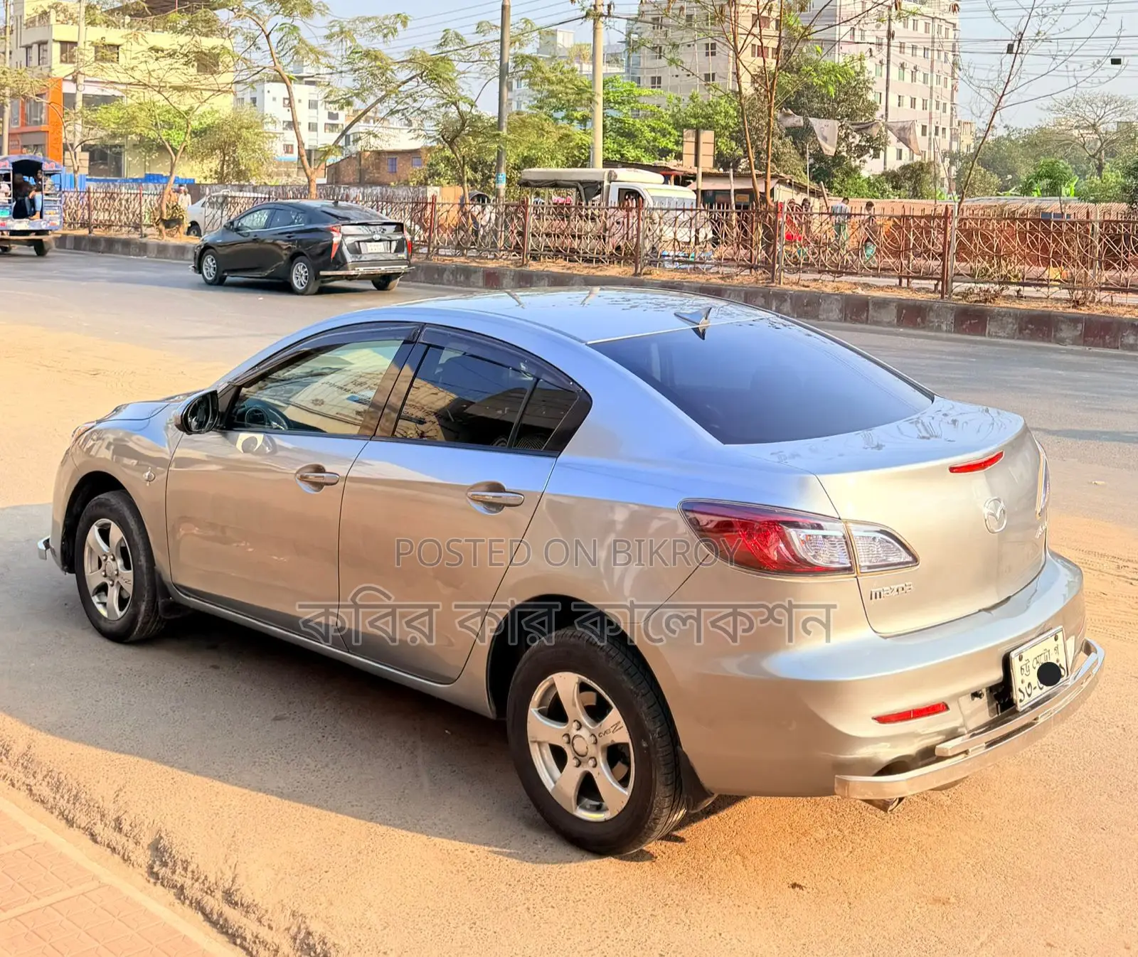 Mazda Axela gray 2012