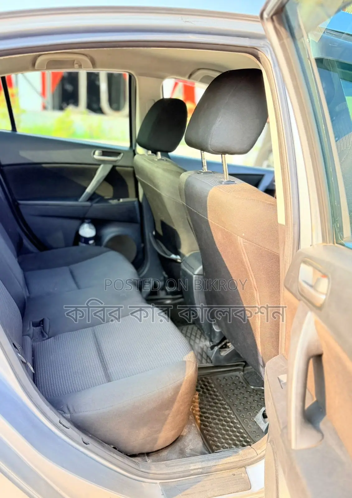 Mazda Axela gray 2012