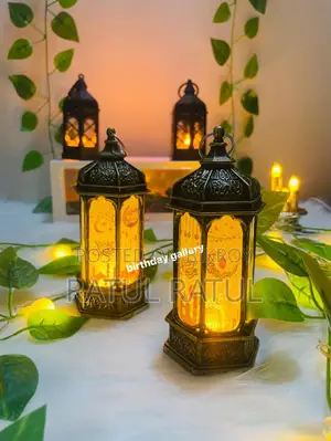 রমজানে ছোট আলোয় সাজানো মায়াবী এক সন্ধ্যা।