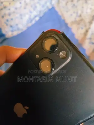 Apple iPhone XR . (Used)
