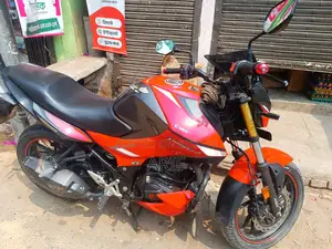Hero Thriller 160R (2023 Model) 2023