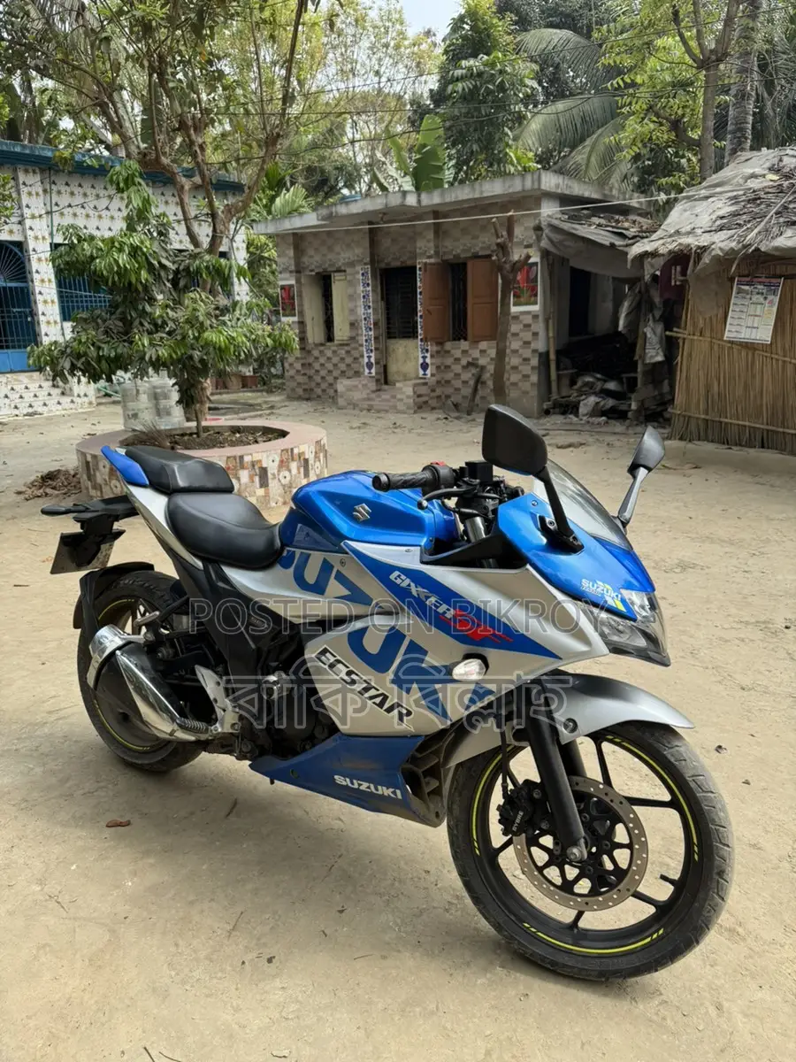 Suzuki Gixxer SF 2022