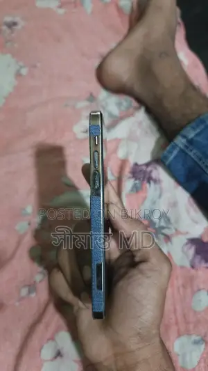 Apple iPhone X (Used)