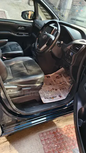 Toyota Esquire PREMIUM PKG-HV 2020