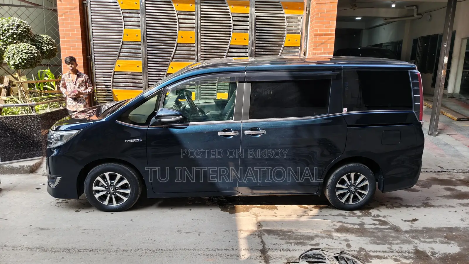 Toyota Esquire PREMIUM PKG-HV 2020