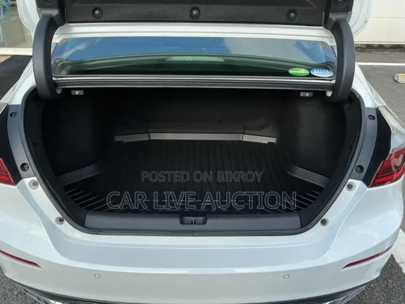 Honda Insight Hybrid EX pre order 2021