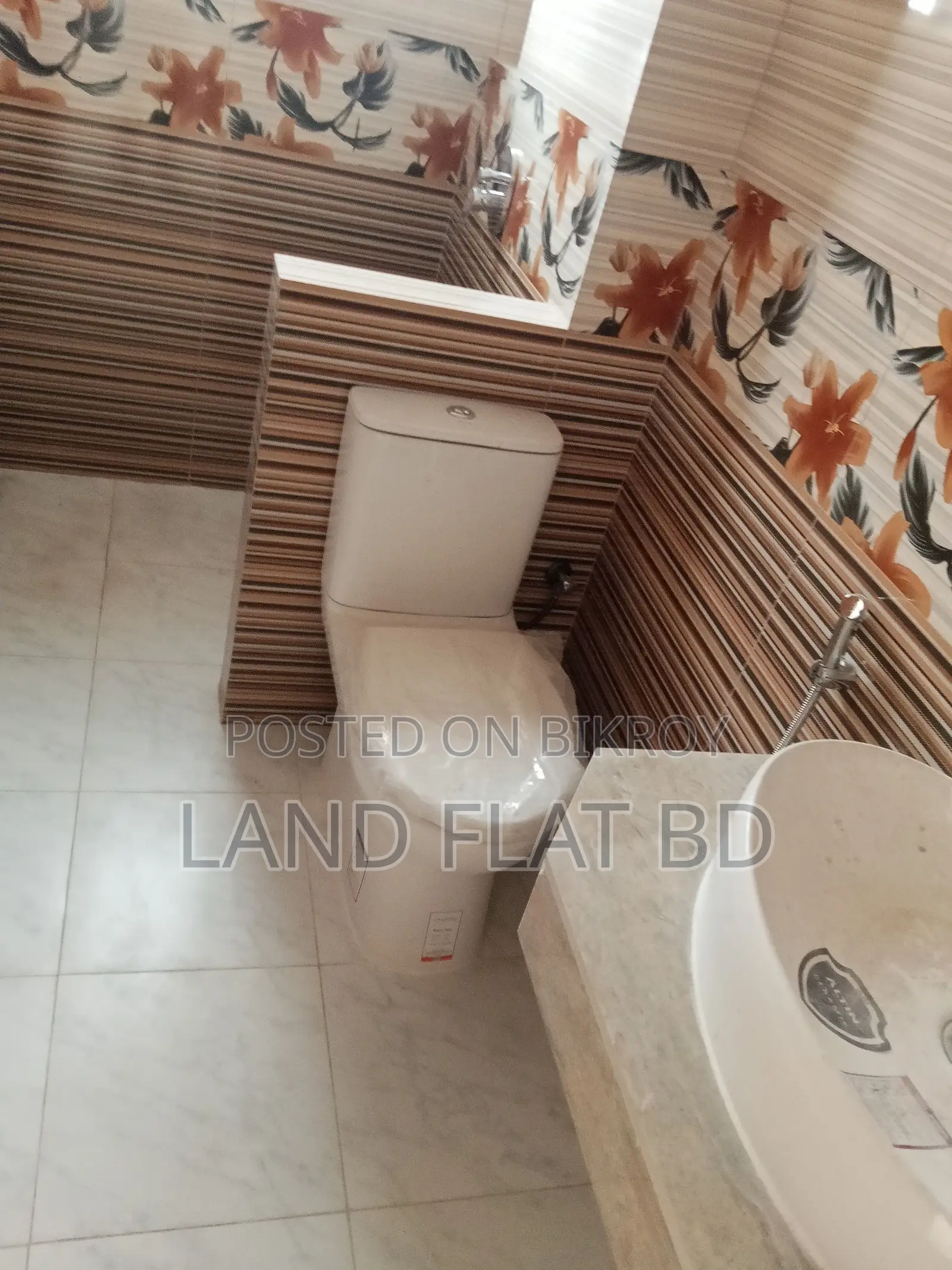 ARAM HOUSING @ READY FLAT SALE 2150 SFT