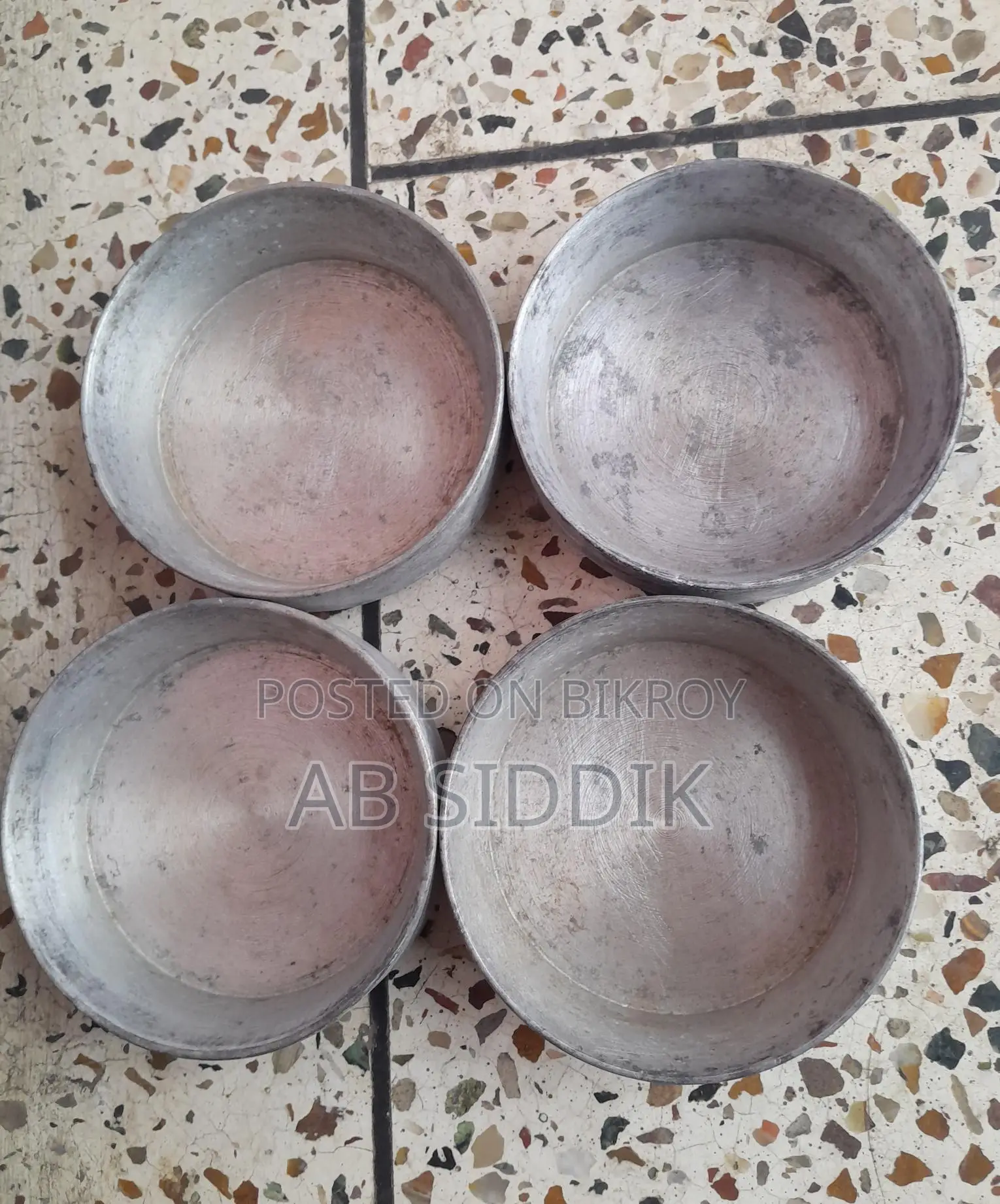 Bird Feeding Bowl পাখির খাবারের বাটি