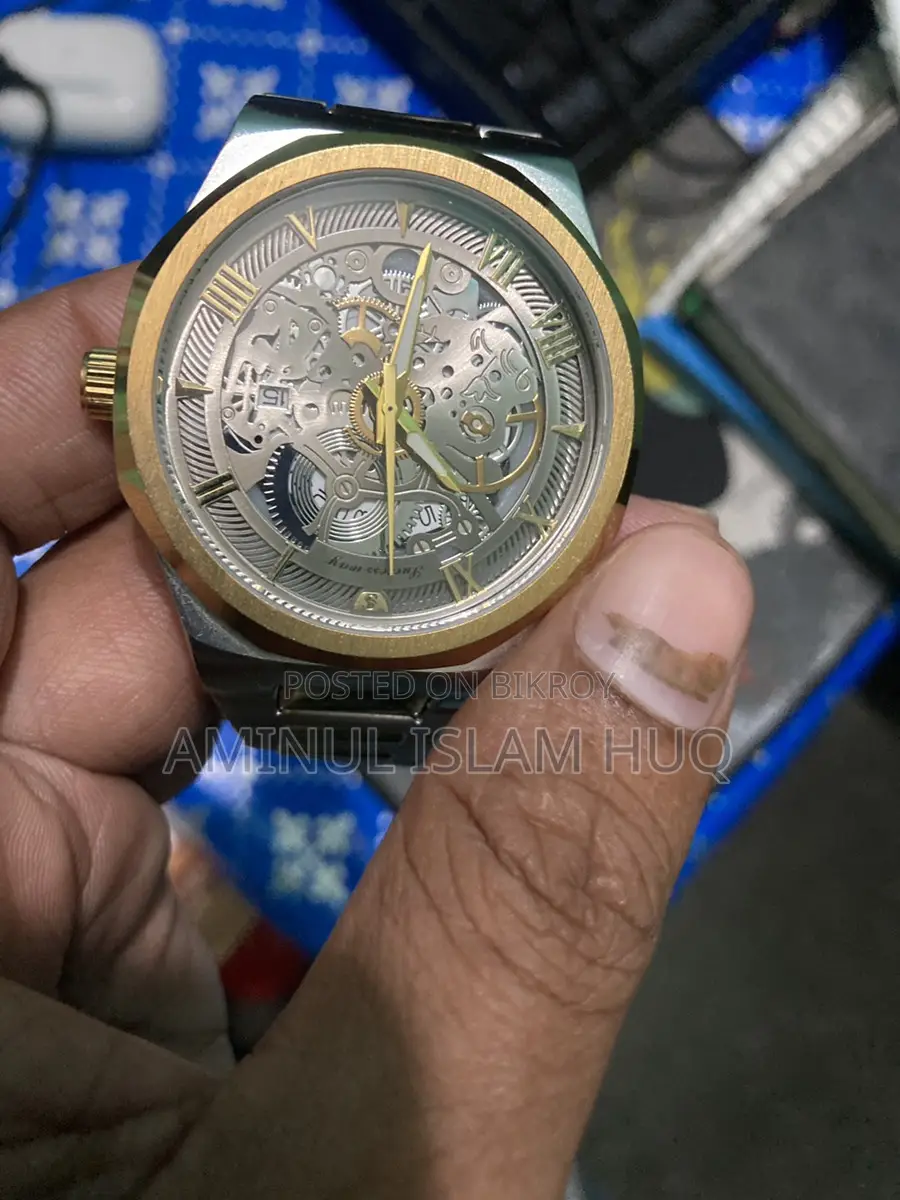 Successary Watch