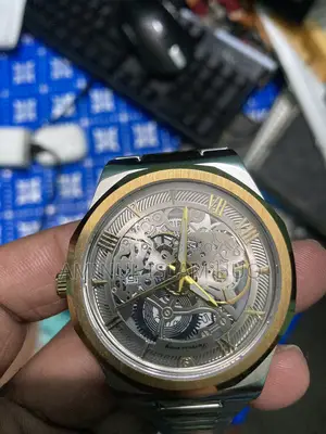 Successary Watch