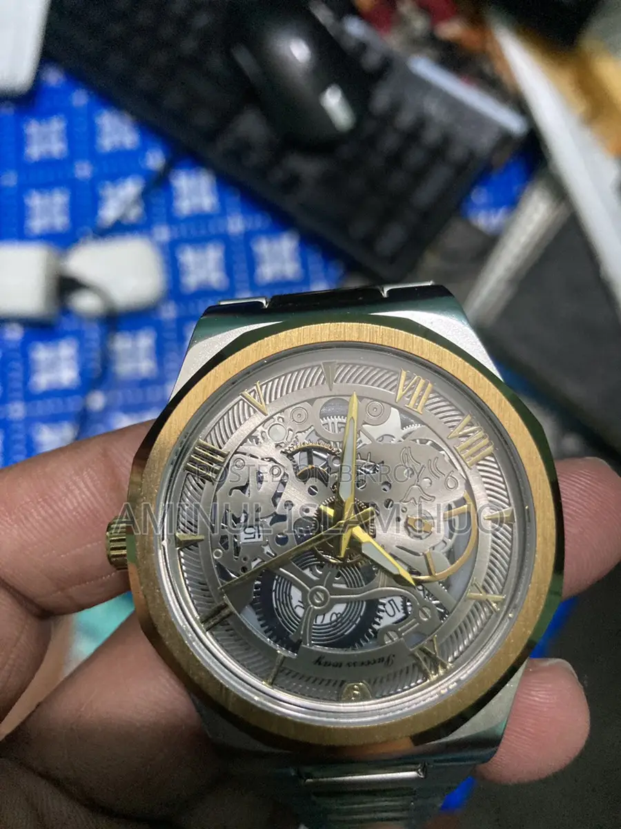 Successary Watch