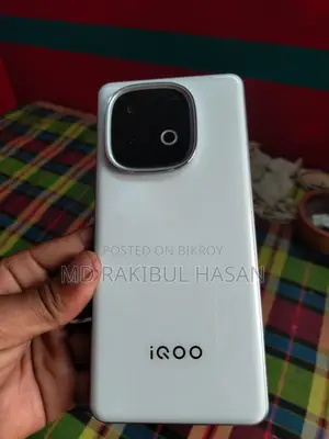 iQOO Rom 12+265 (Used)