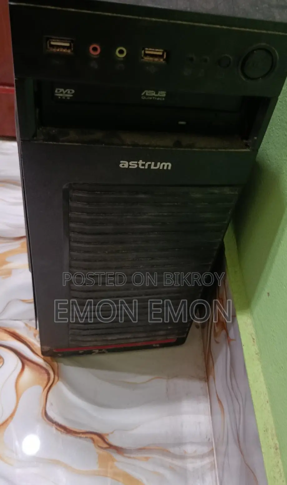 একটি ডেস্কটপ বিক্রি হবে