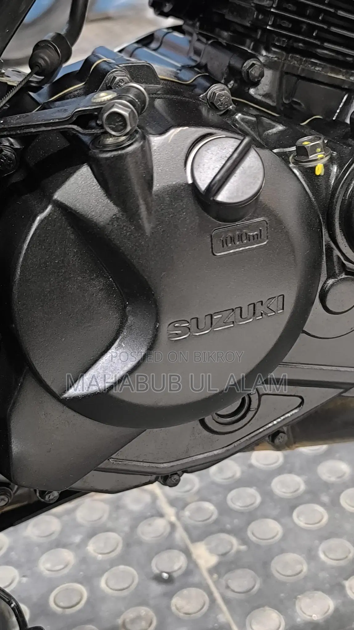 Suzuki Gixxer FI Disc 1000 ml Eng 2024