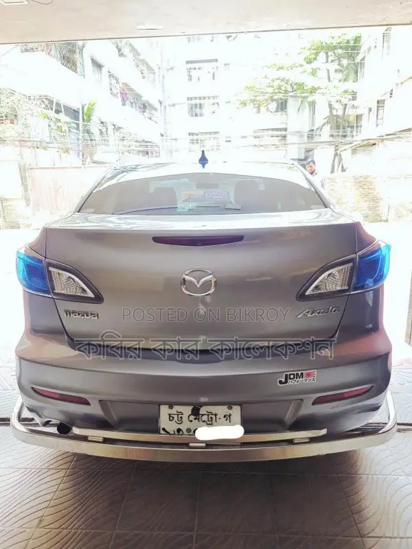 Mazda Axela gray 2012