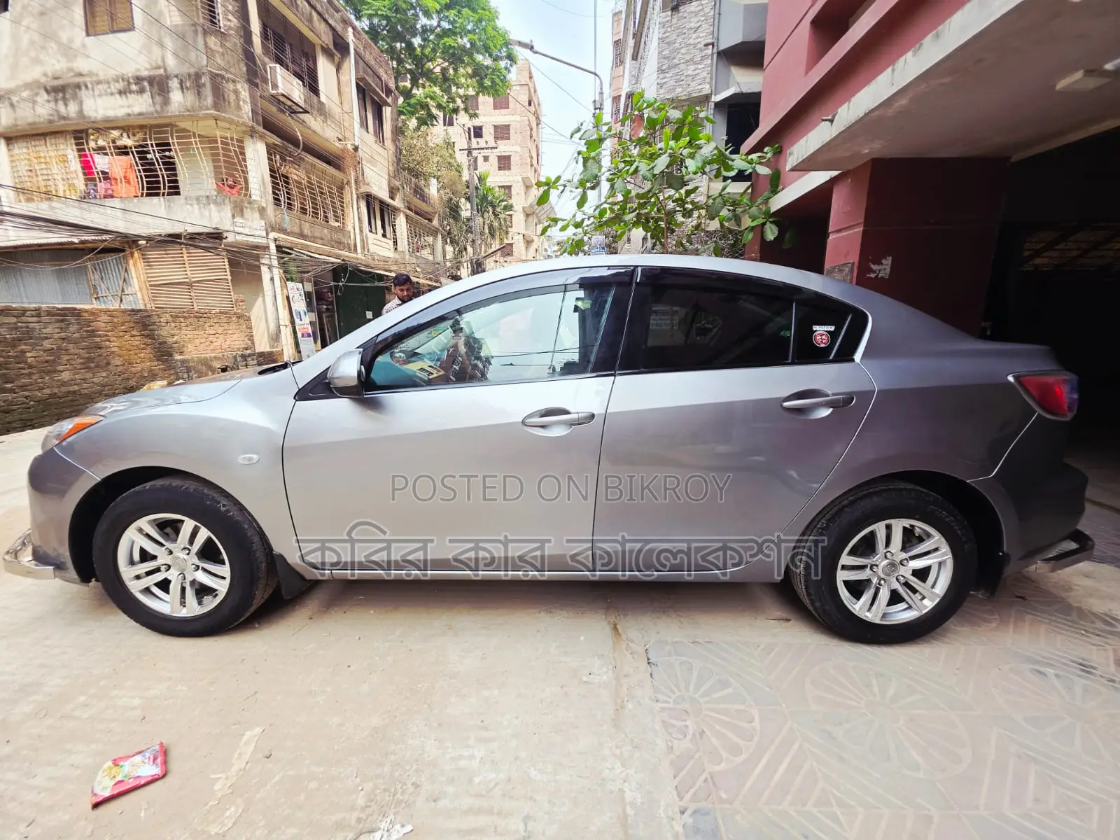 Mazda Axela gray 2012