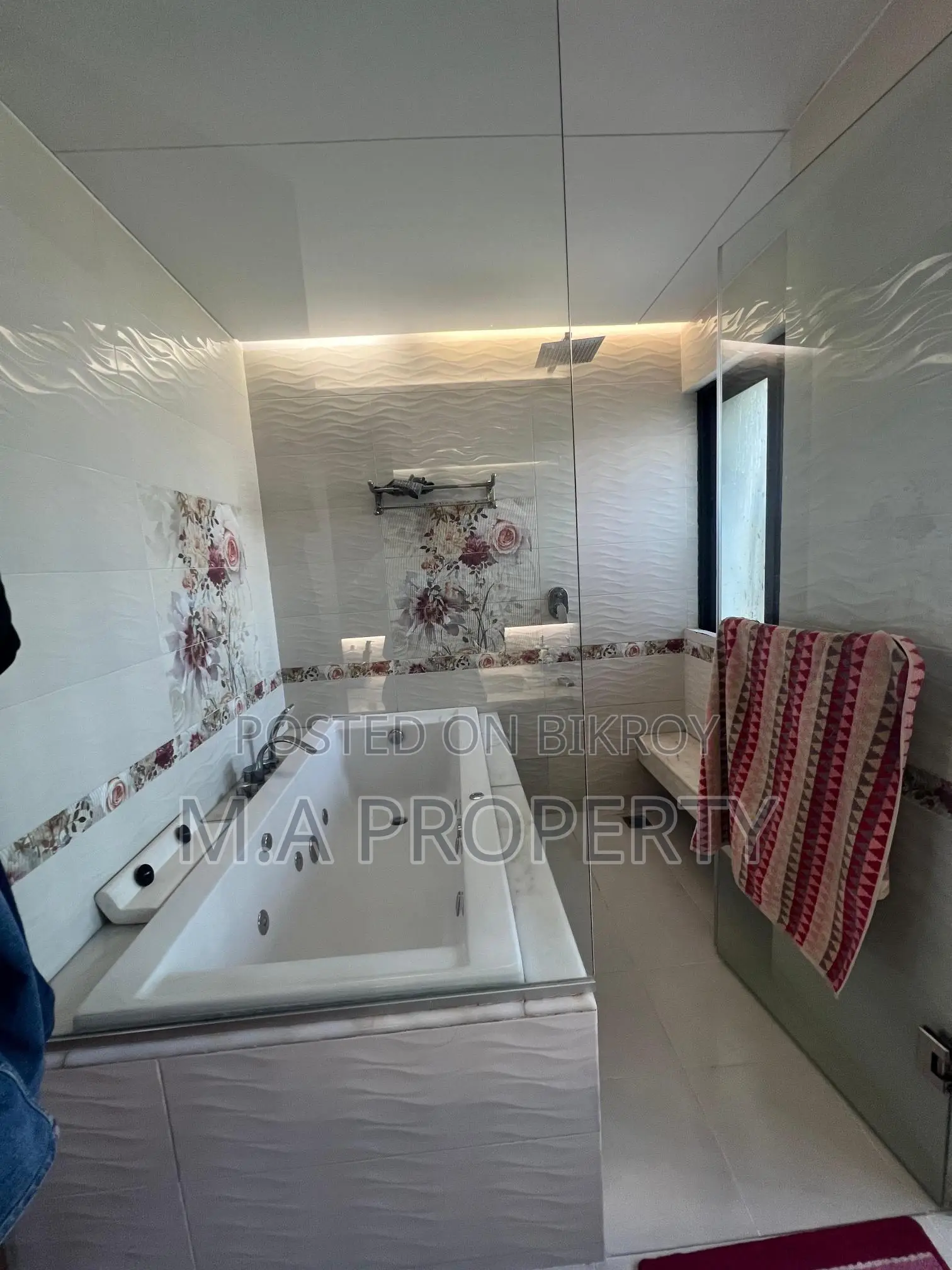 Luxury 5-Bed 6500sqft Fully Furnish Apartment Rent in Gulshan