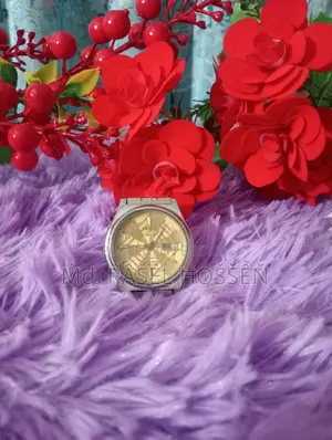 For Sale: Seiko 5 Automatic 17 Jewels Made in Japan