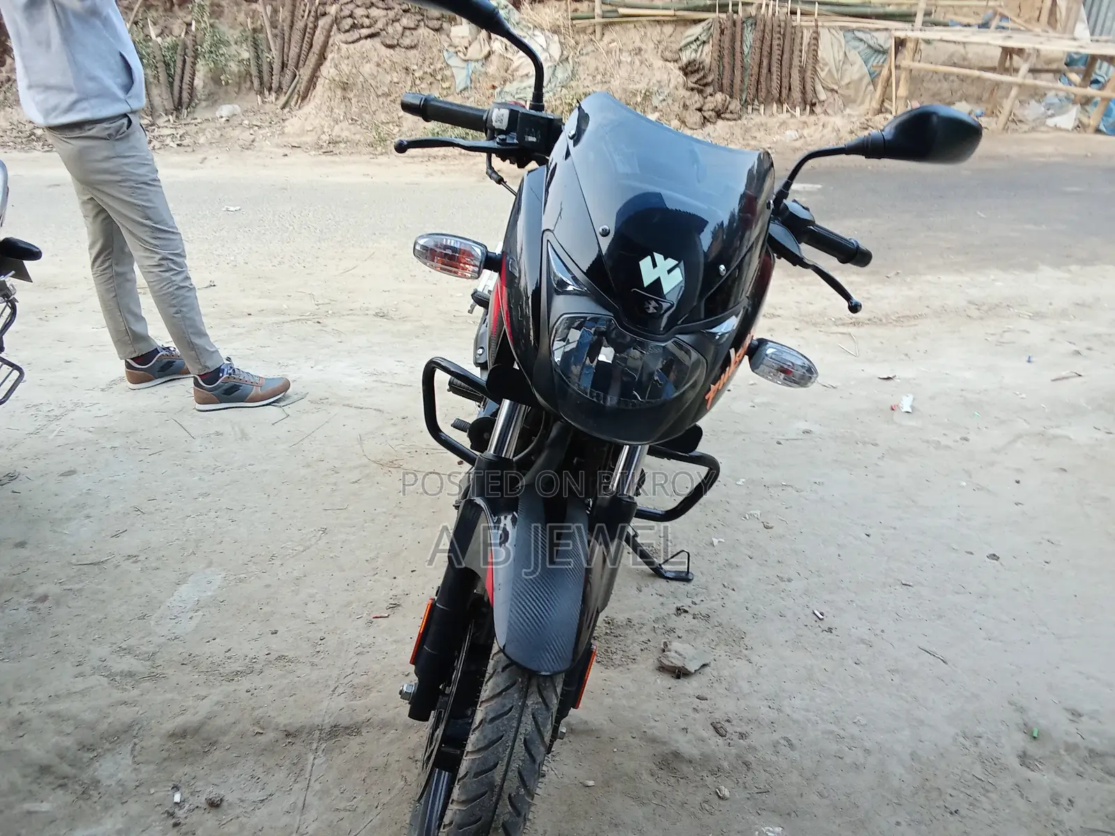 Bajaj Pulsar 150 . 2022