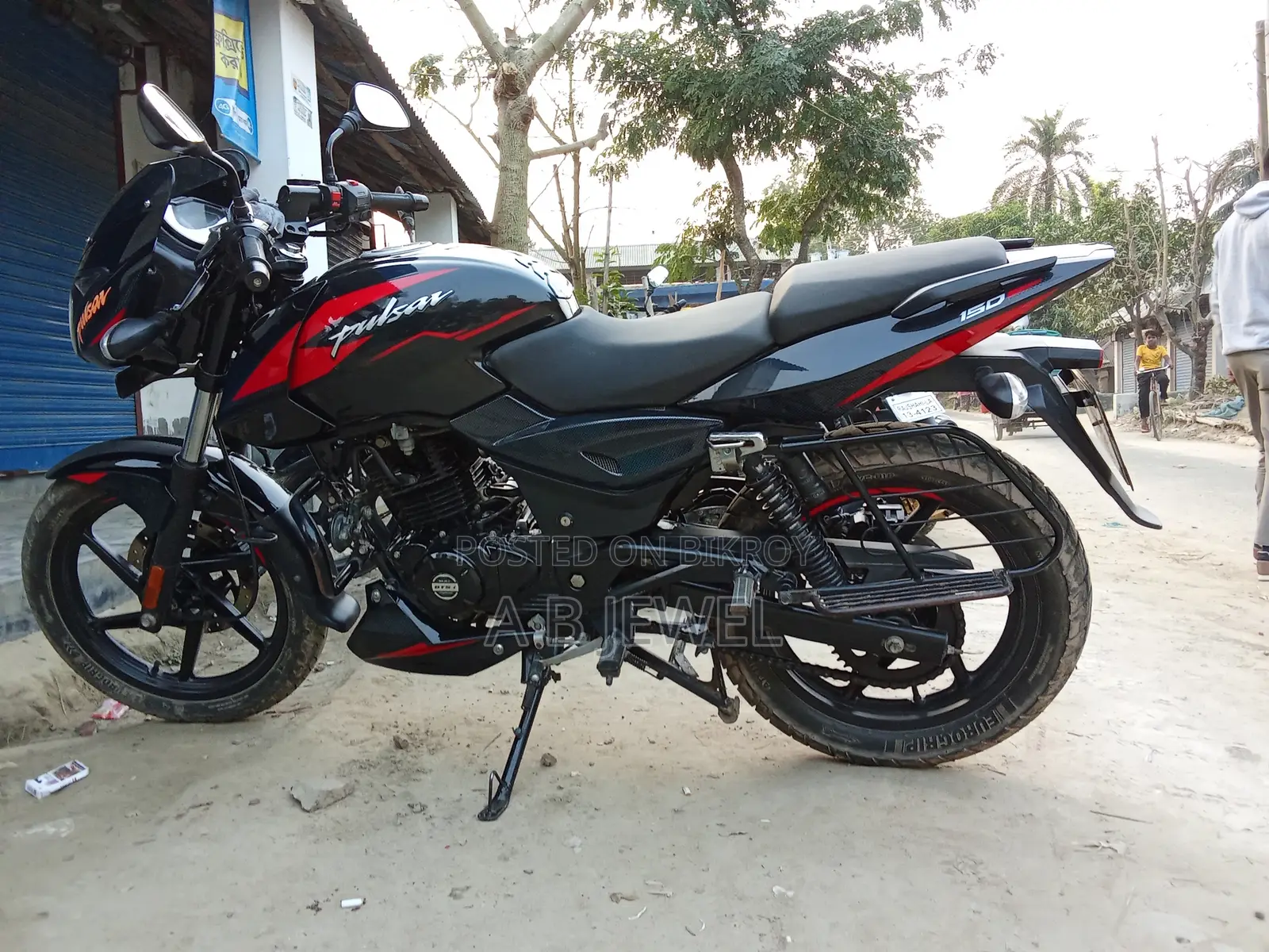 Bajaj Pulsar 150 . 2022