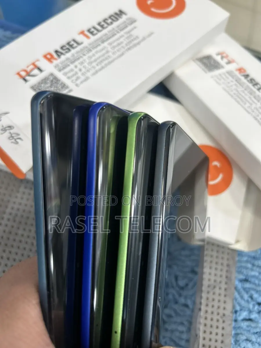 Motorola 50 fusion or 60fusion g85 100% Original LCD