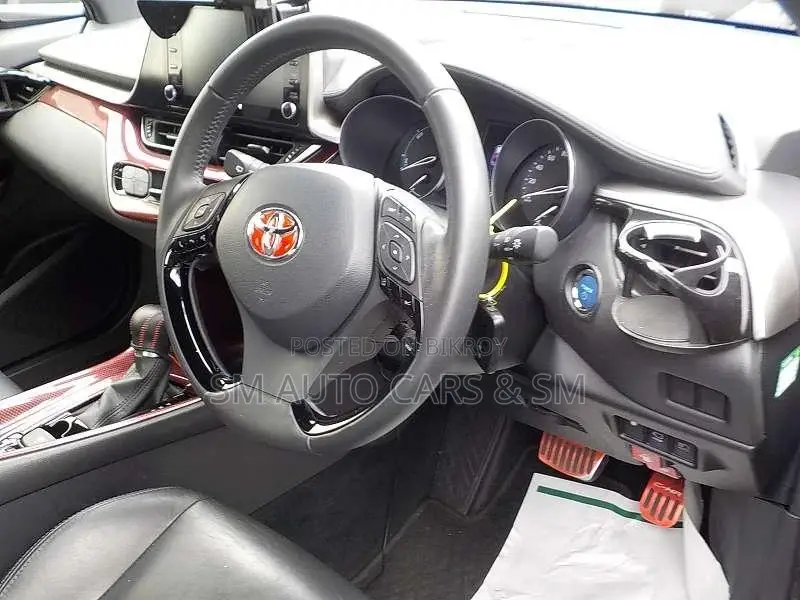 Toyota C-HR G Mode Nero Black 2021