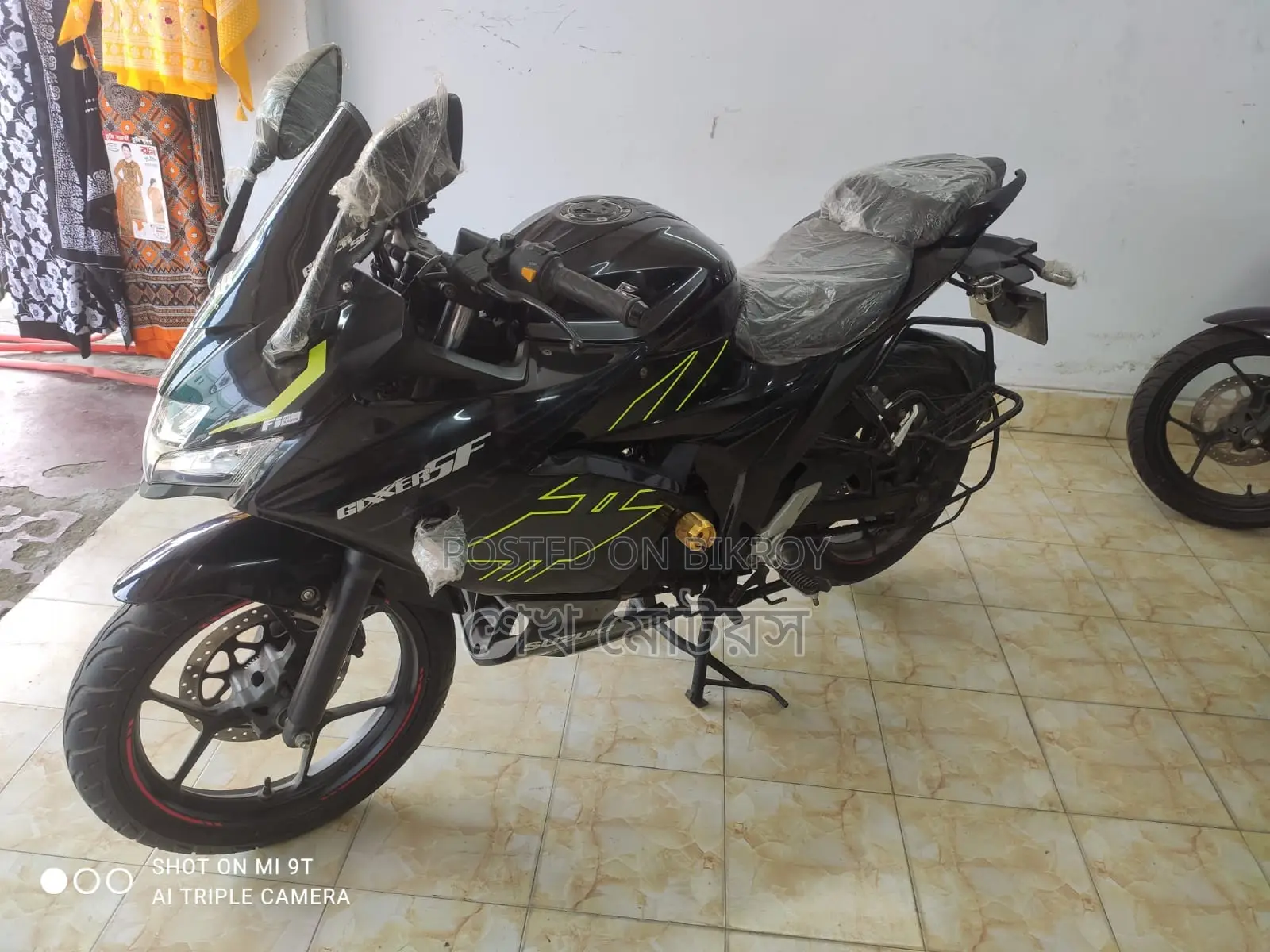 Suzuki Gixxer SF BLACK 2024