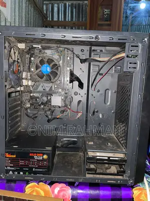 Computer with 4GB RAM