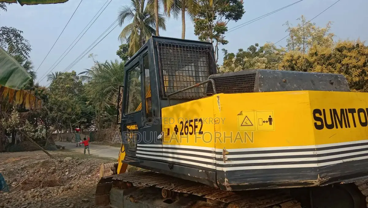 Sumitomo Excavator 2010