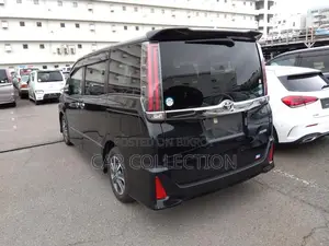 Toyota Noah siwxb 2020