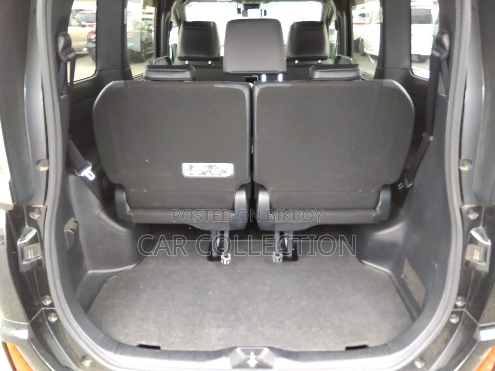Toyota Noah siwxb 2020