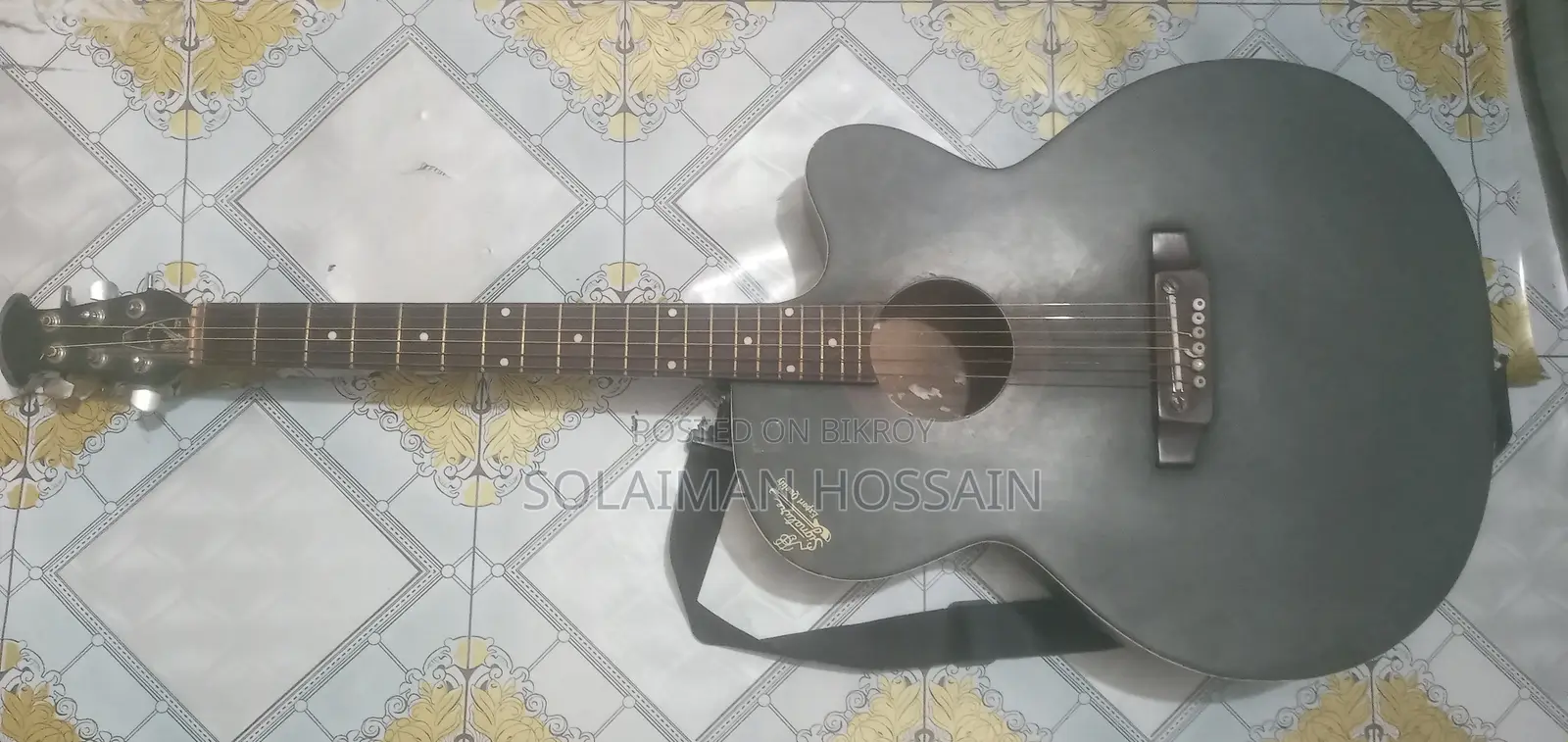 Signature Guitar Sell for 2500tk Only