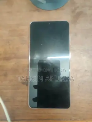 Samsung Galaxy S21 8/256 (Used)