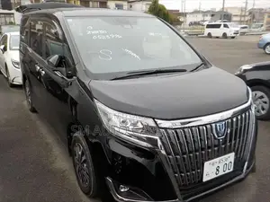 Toyota Esquire Hybrid Gi Black 2021