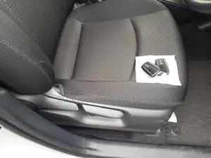 Toyota Prius S Safety 2021