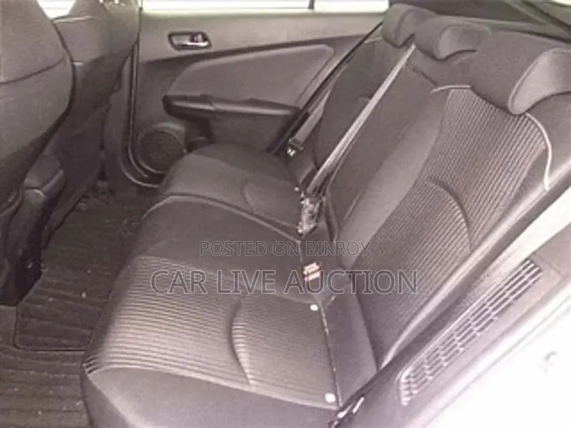 Toyota Prius prime hybrid 2021