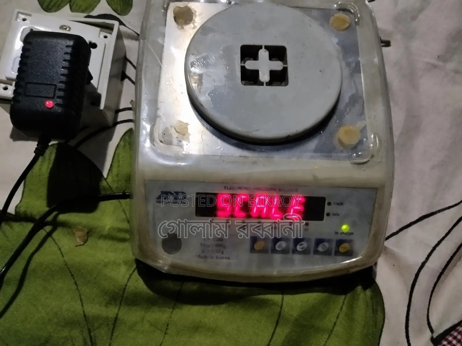 And High Precision Scale